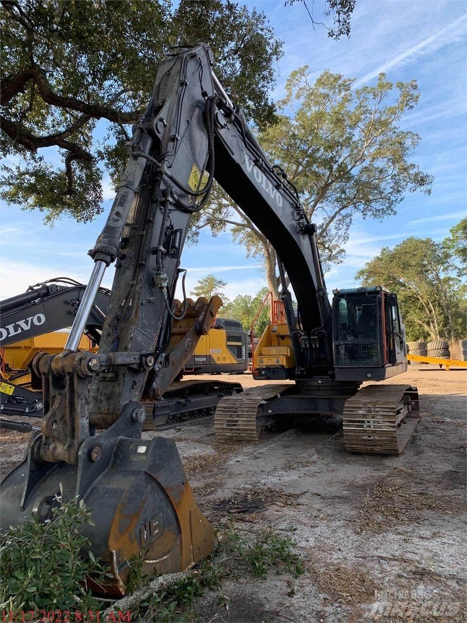 Volvo EC350EL Pelle sur chenilles