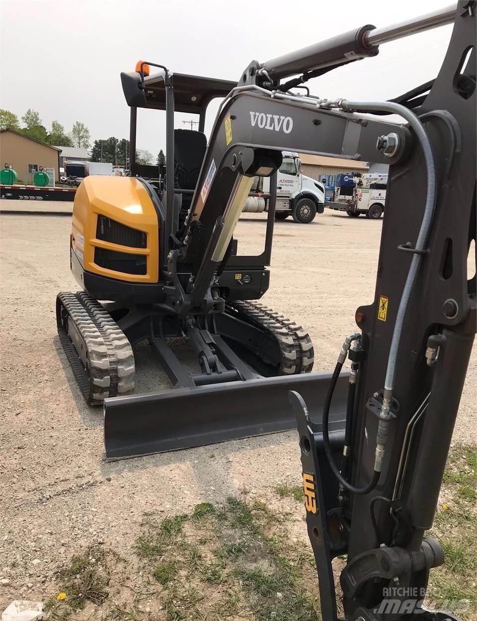 Volvo EC35D Mini pelle < 7t