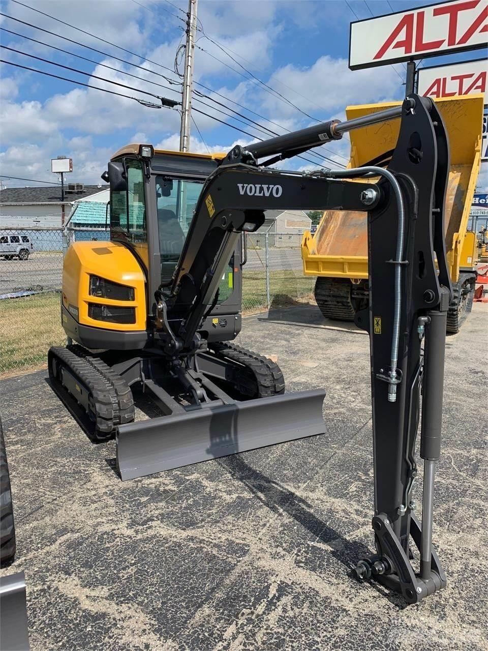 Volvo EC35D Mini pelle < 7t