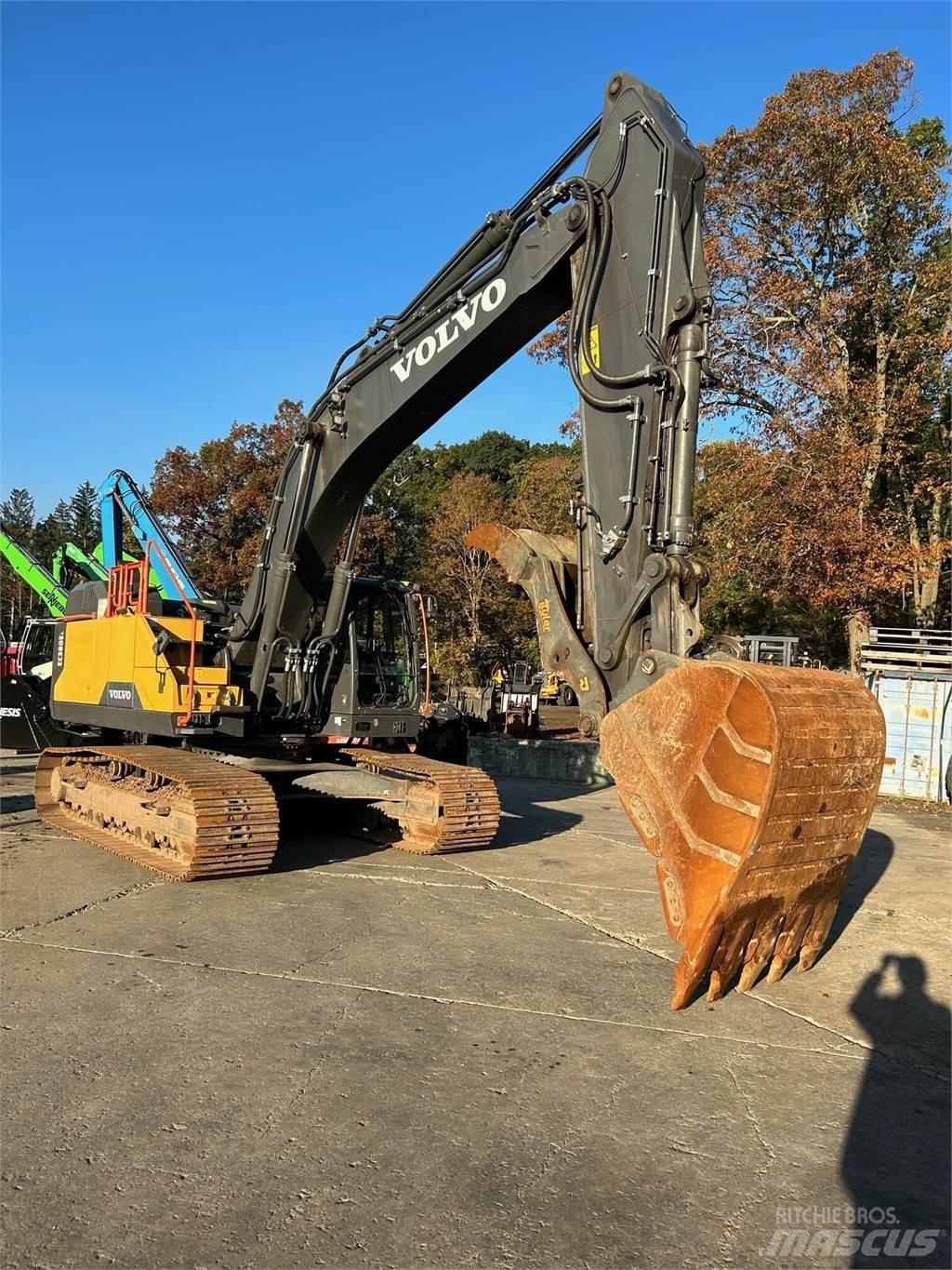 Volvo EC380EL Pelle sur chenilles
