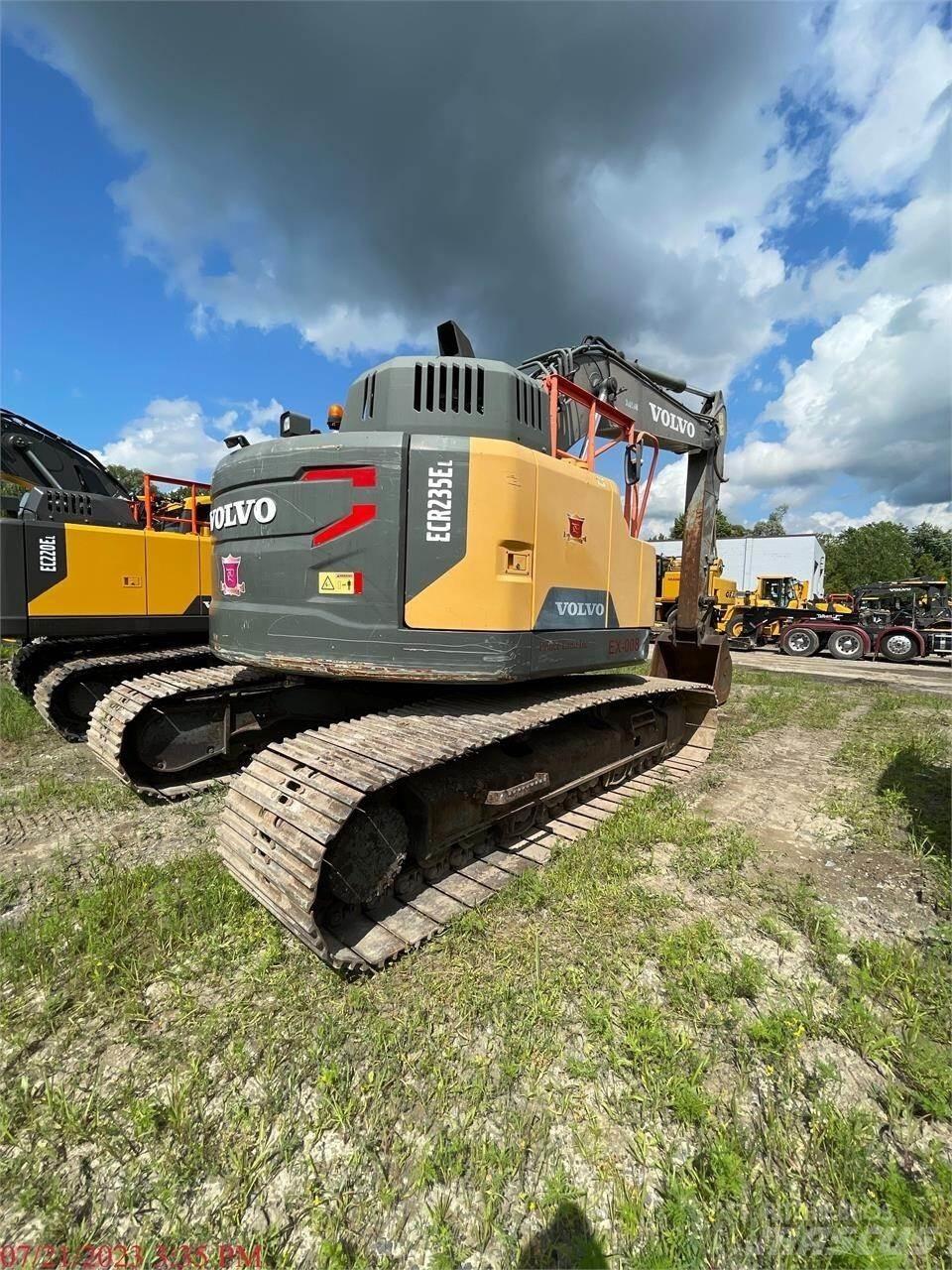 Volvo ECR235EL Pelle sur chenilles