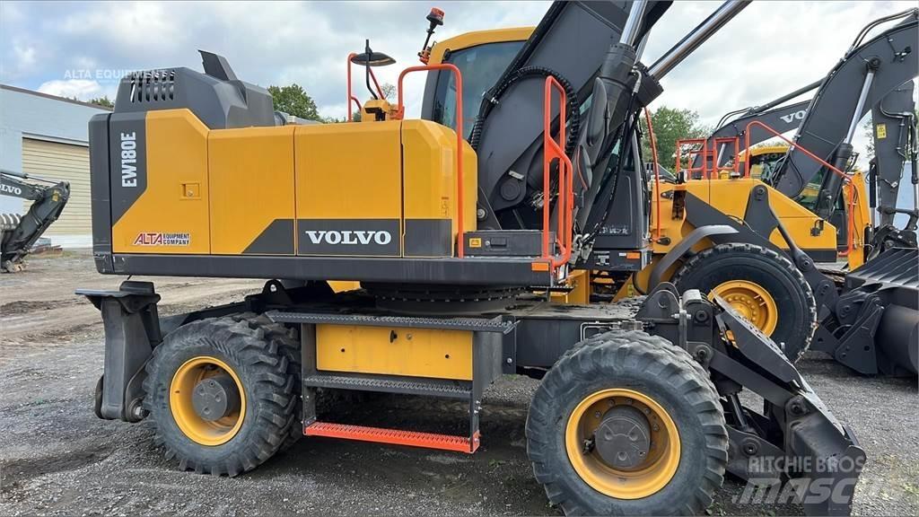 Volvo EW180E Pelle sur pneus