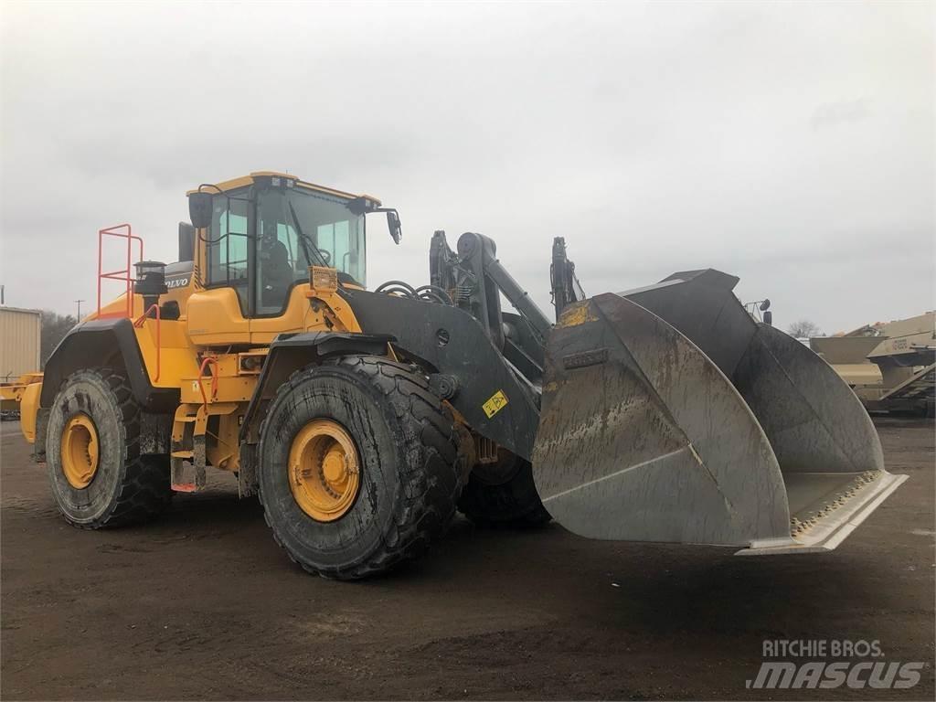 Volvo L220H Chargeuse sur pneus