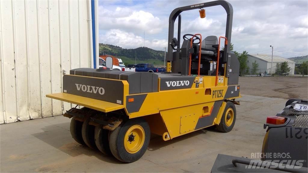 Volvo PT125C Rouleaux à pneumatiques