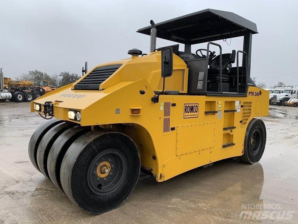 Volvo PTR240 Rouleaux à pneumatiques