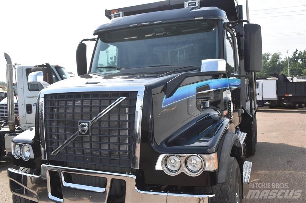 Volvo VHD104F300 Camion benne