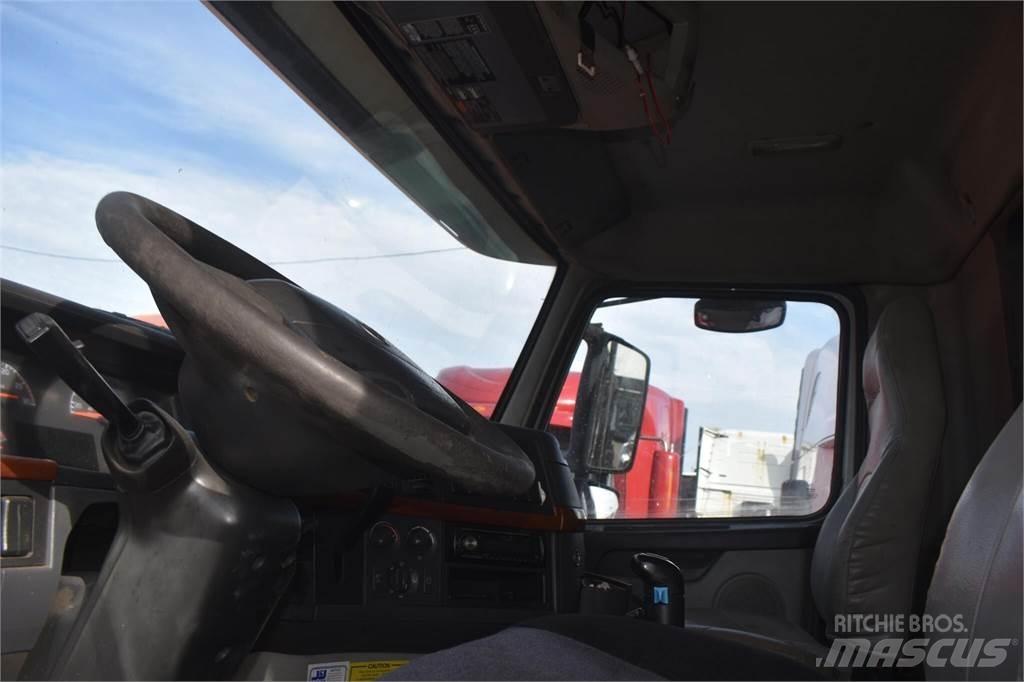 Volvo VHD84B200 Camion benne