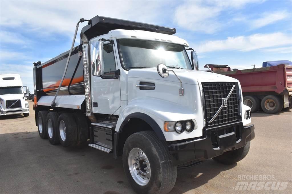 Volvo VHD84B300 Camion benne