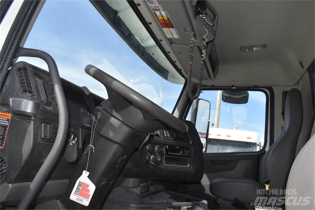 Volvo VHD84B300 Camion benne