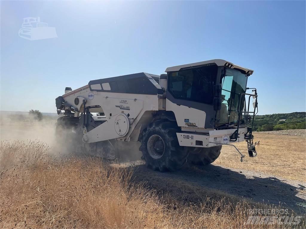 Wirtgen WR240I Recycleur bitume