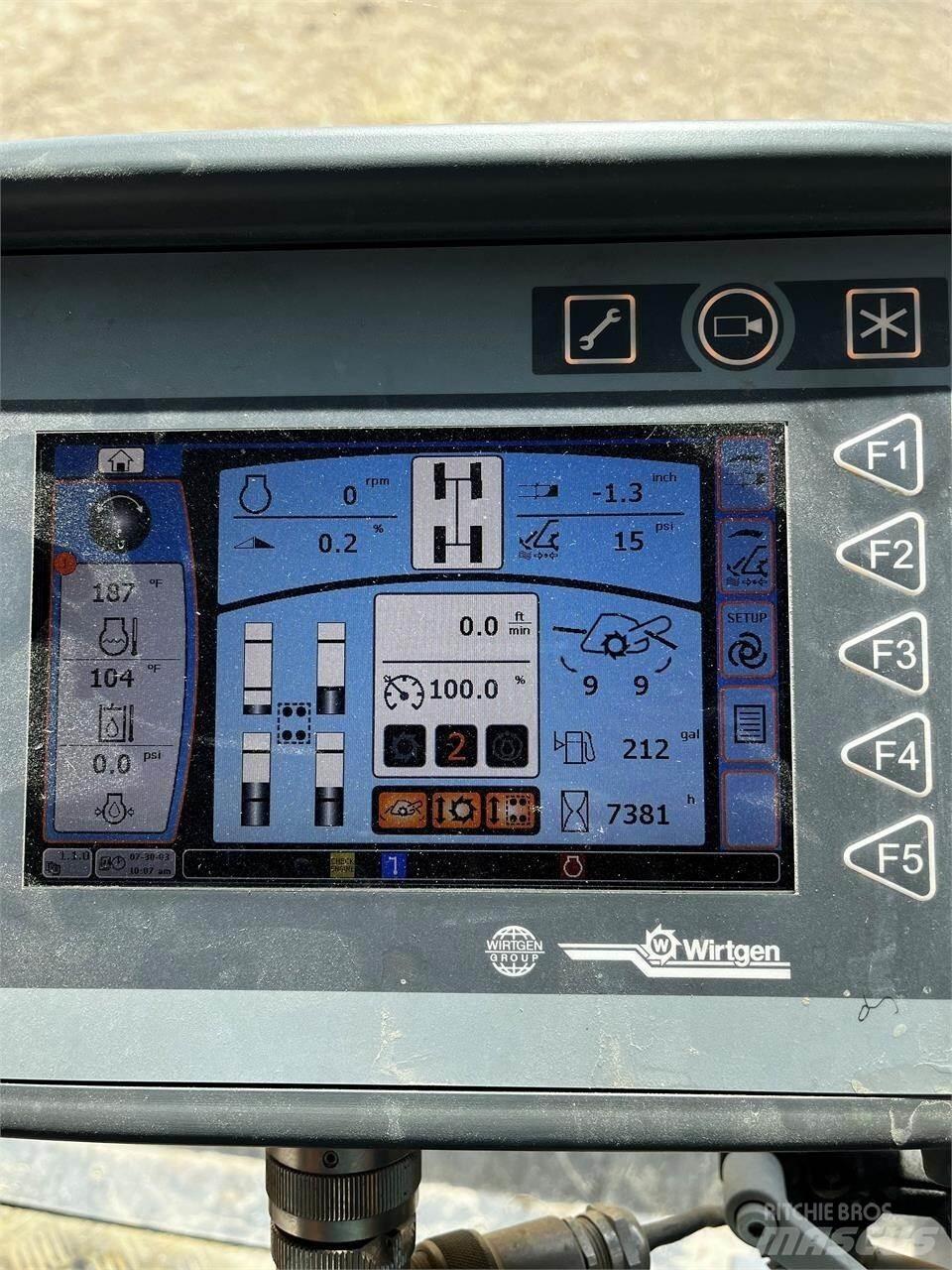Wirtgen WR240I Recycleur bitume