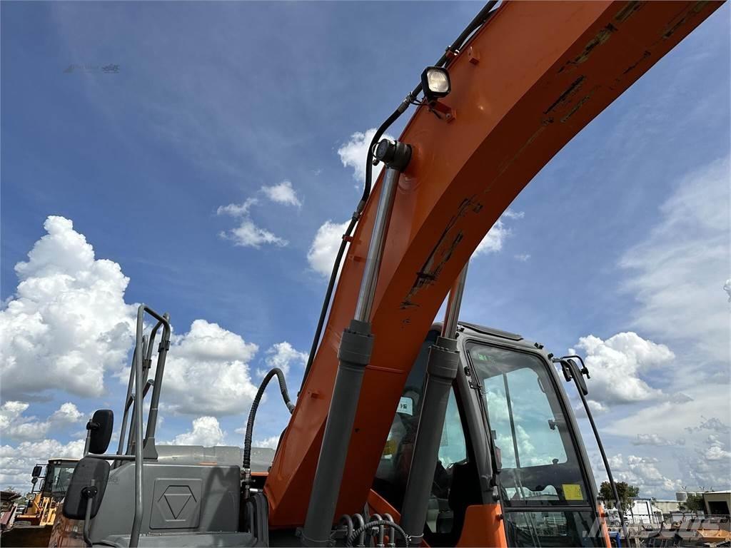 XCMG XE210CU Pelle sur chenilles