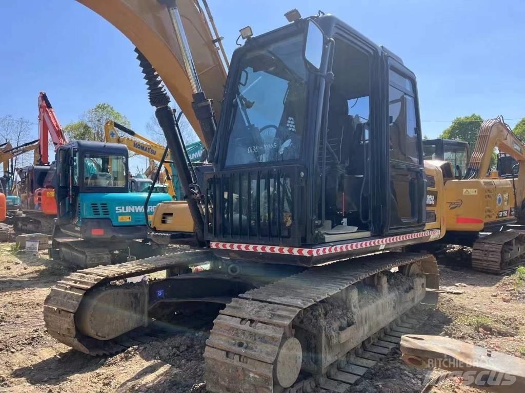 Sany SY 135 Pelle sur chenilles