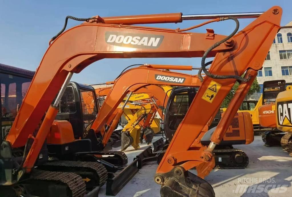 Doosan DH55 Pelle sur chenilles