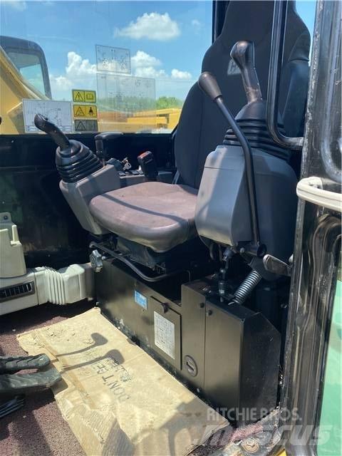 CAT 307E2 Pelle sur chenilles
