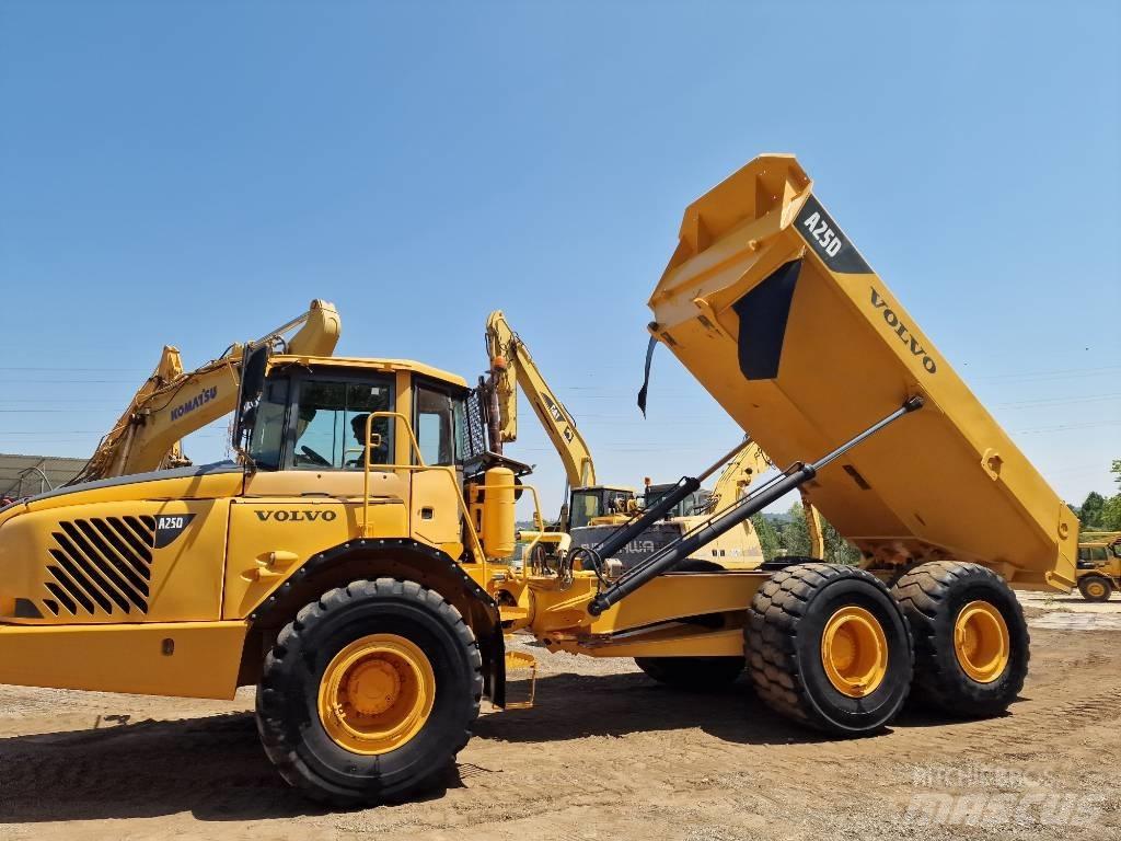 Volvo A 25 D Tombereau articulé