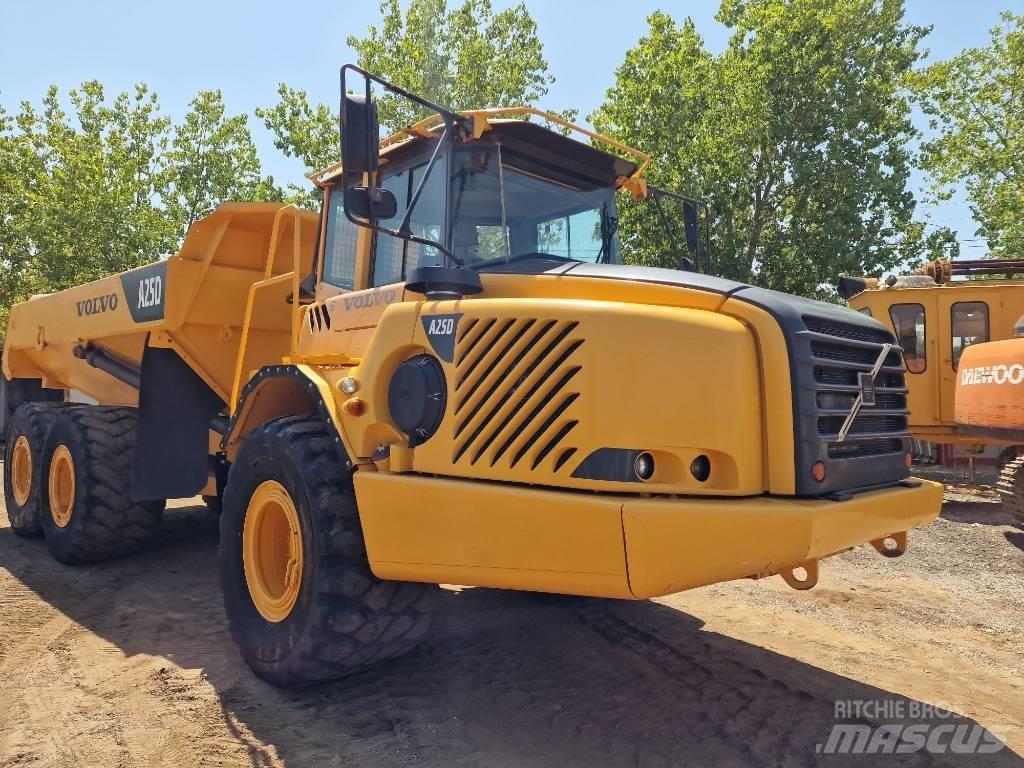 Volvo A 25 D Tombereau articulé