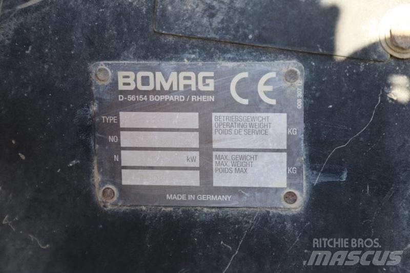 Bomag BW 225 D-3 Rouleaux tandem
