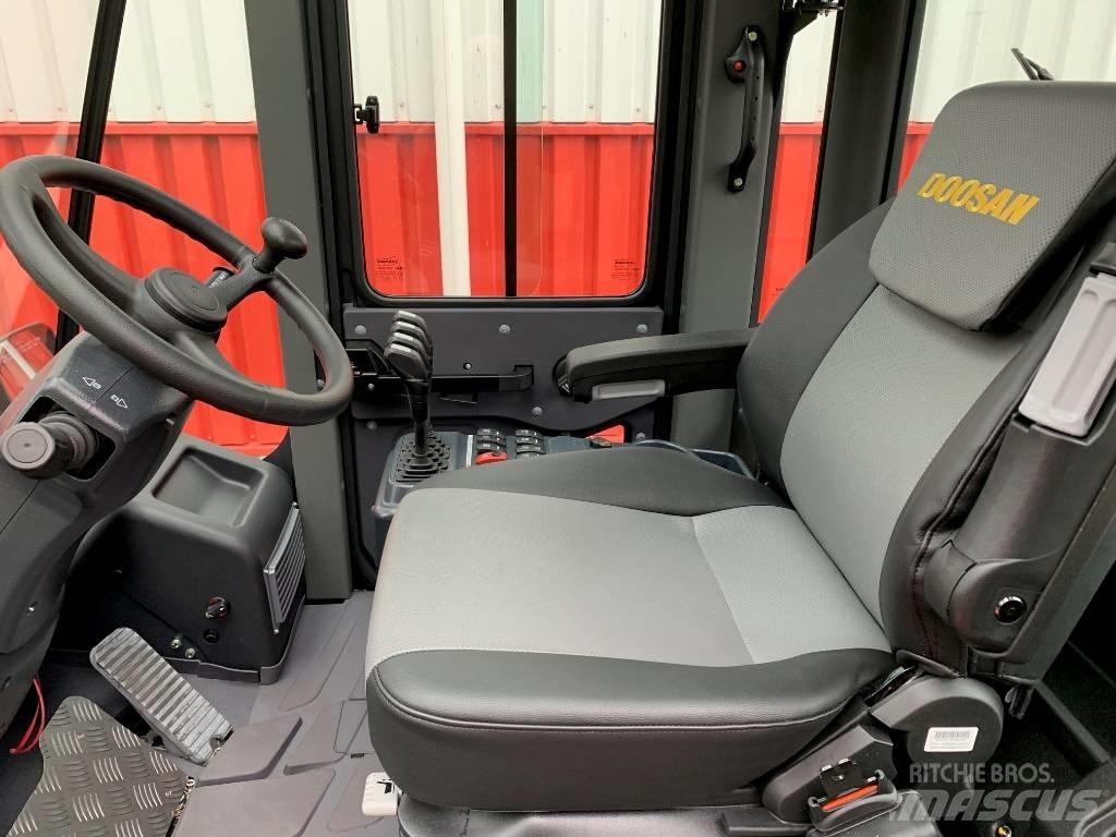 Doosan D160S-7 Chariots diesel