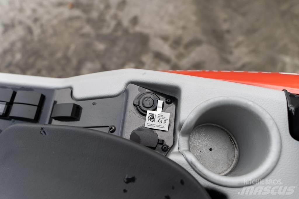 Manitou MLA 3-25H Mini chargeuse