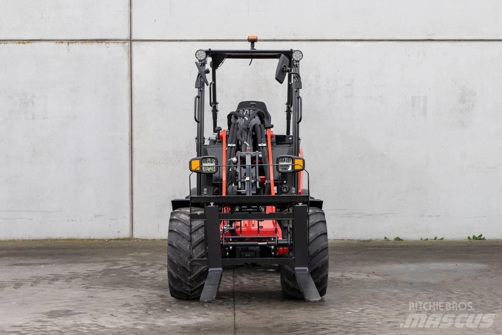 Manitou MLA 3-25H Mini chargeuse