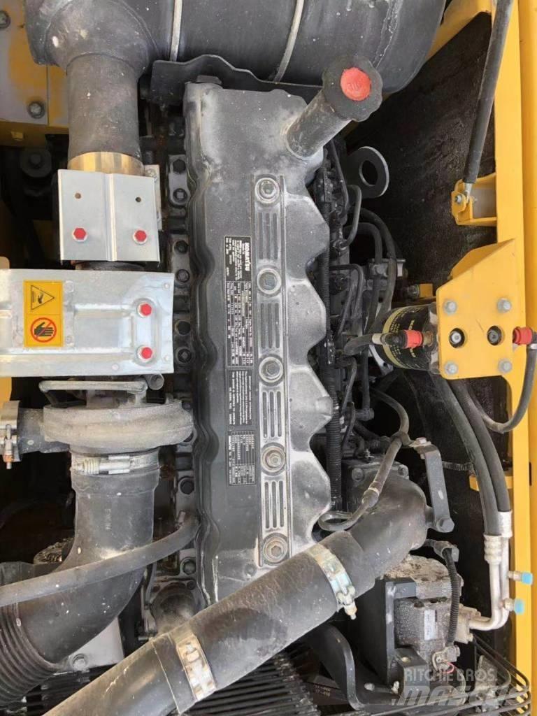 Komatsu 200-8 Pelle sur chenilles