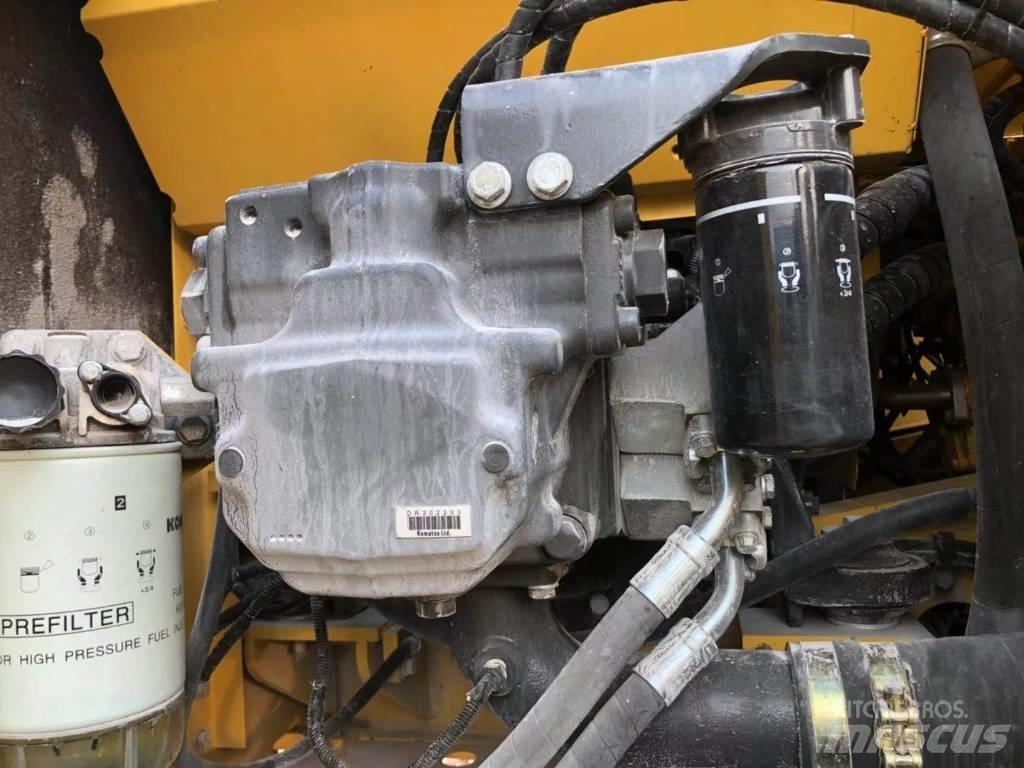 Komatsu 200-8 Pelle sur chenilles