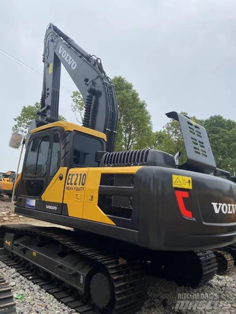 Volvo EC210 Pelle sur chenilles