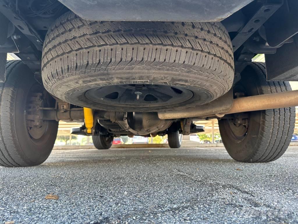 Ford F 250 SD Utilitaire benne