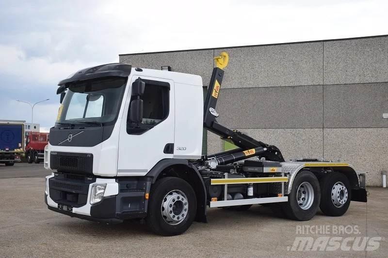 Volvo FE 320 Camion ampliroll
