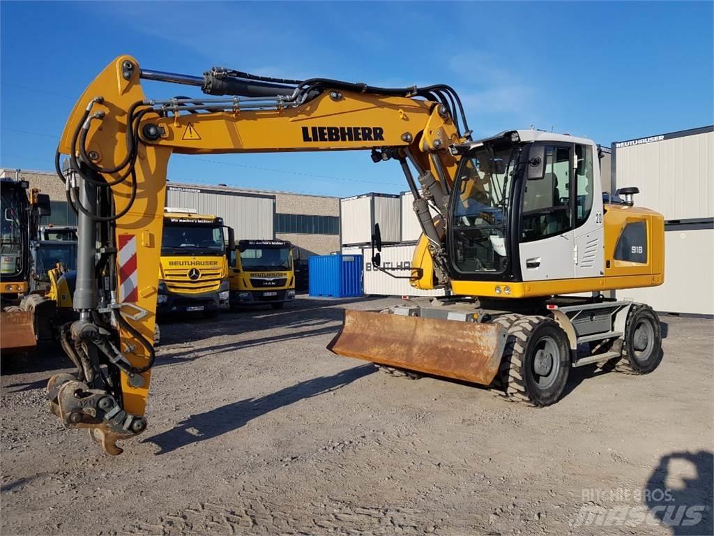 Liebherr A918 Pelle sur pneus