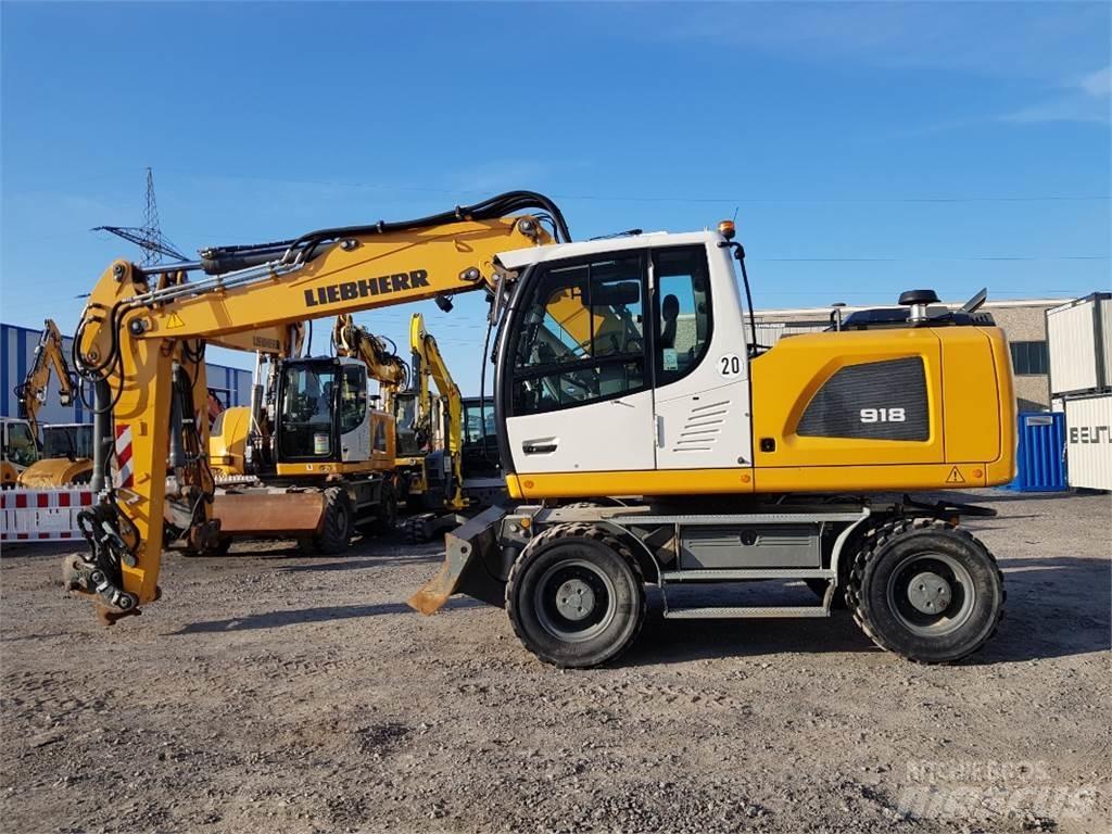 Liebherr A918 Pelle sur pneus