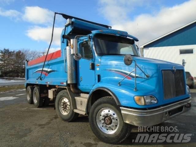 International 9200 i Camion benne