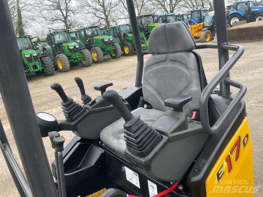 New Holland E 17 D Pelle sur chenilles