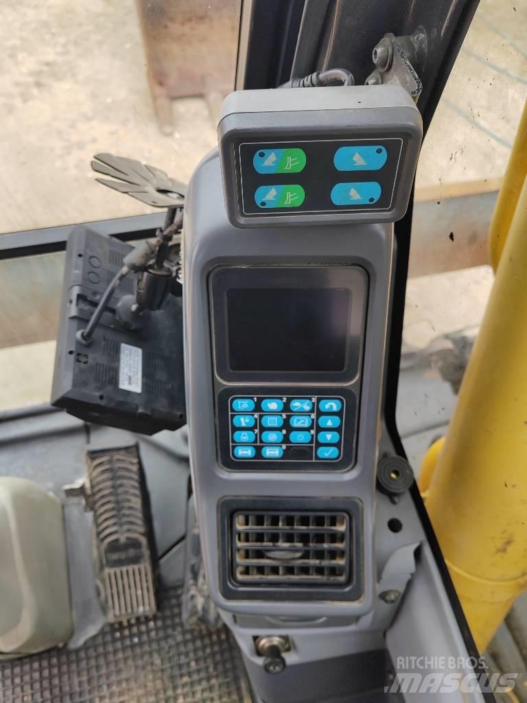 Komatsu PW 180-7EO Pelle sur pneus