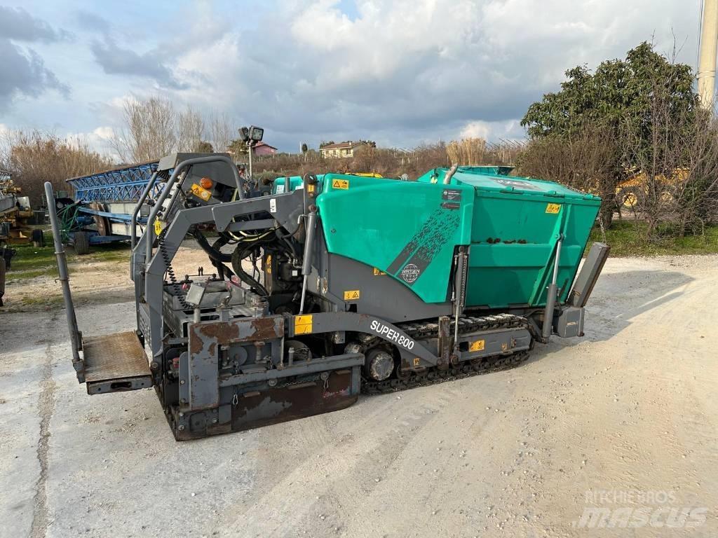 Vögele Super 800 Finisseur
