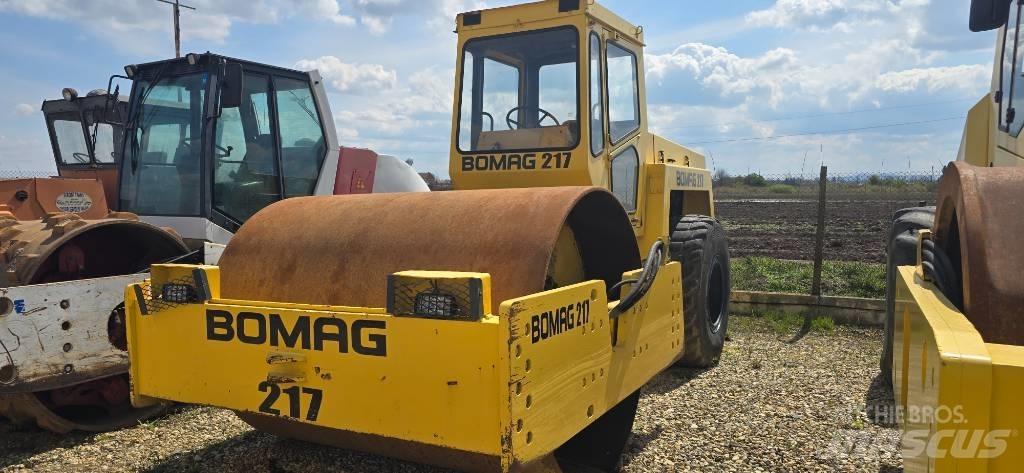 Bomag BW 217 D Rouleaux monocylindre