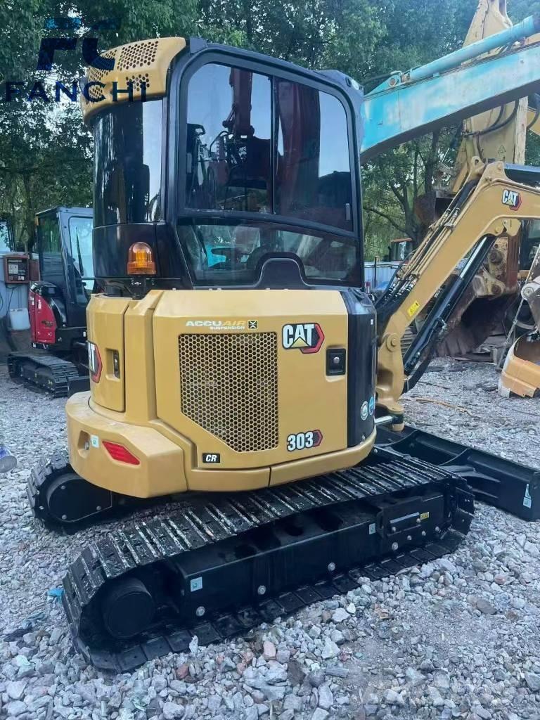CAT 303 Pelle sur chenilles