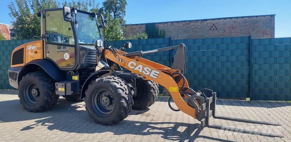 CASE 321 F Evolution Chargeuse sur pneus