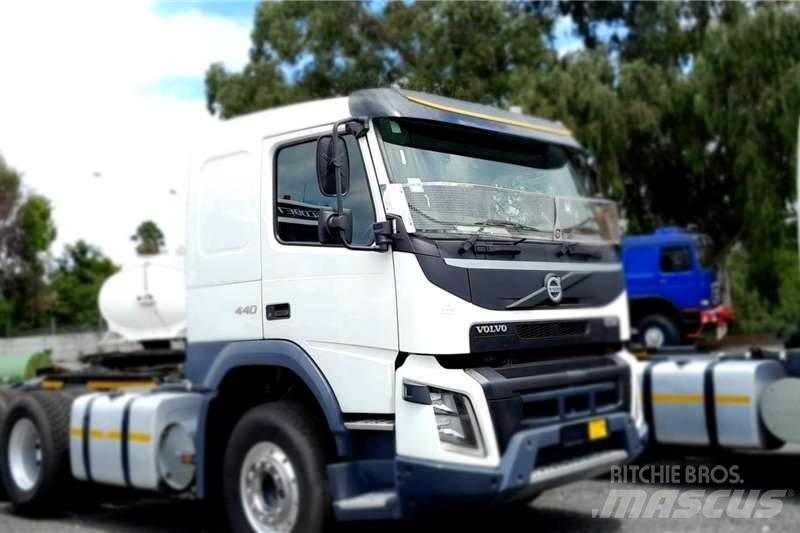 Volvo FMX440 Autre camion