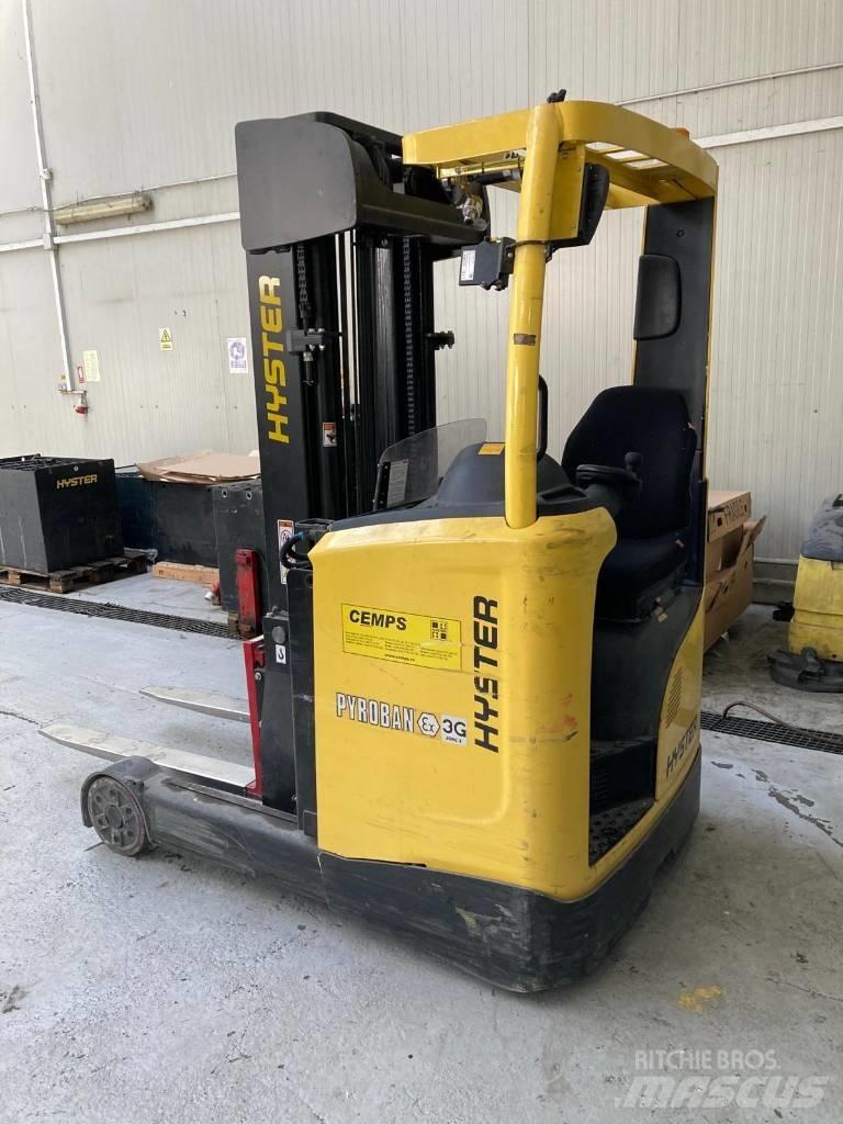 Hyster R 1.6 PYROBAN Chariot à mât rétractable
