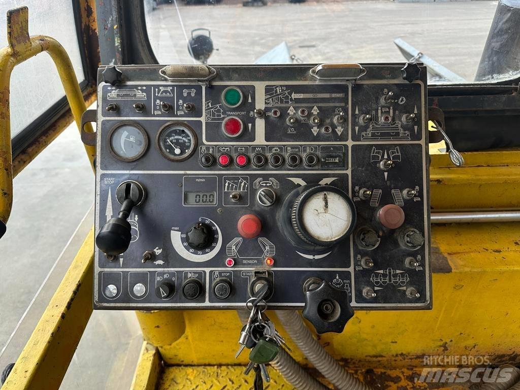 Demag DF 140 C Finisseur