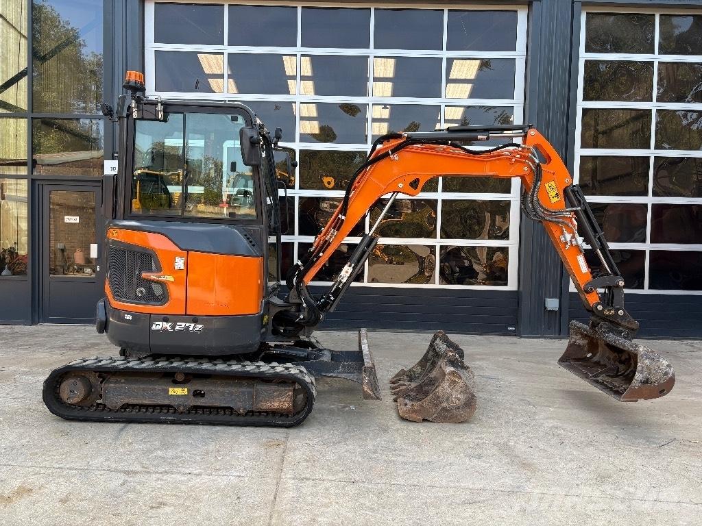 Doosan DX 27 Z Mini pelle < 7t