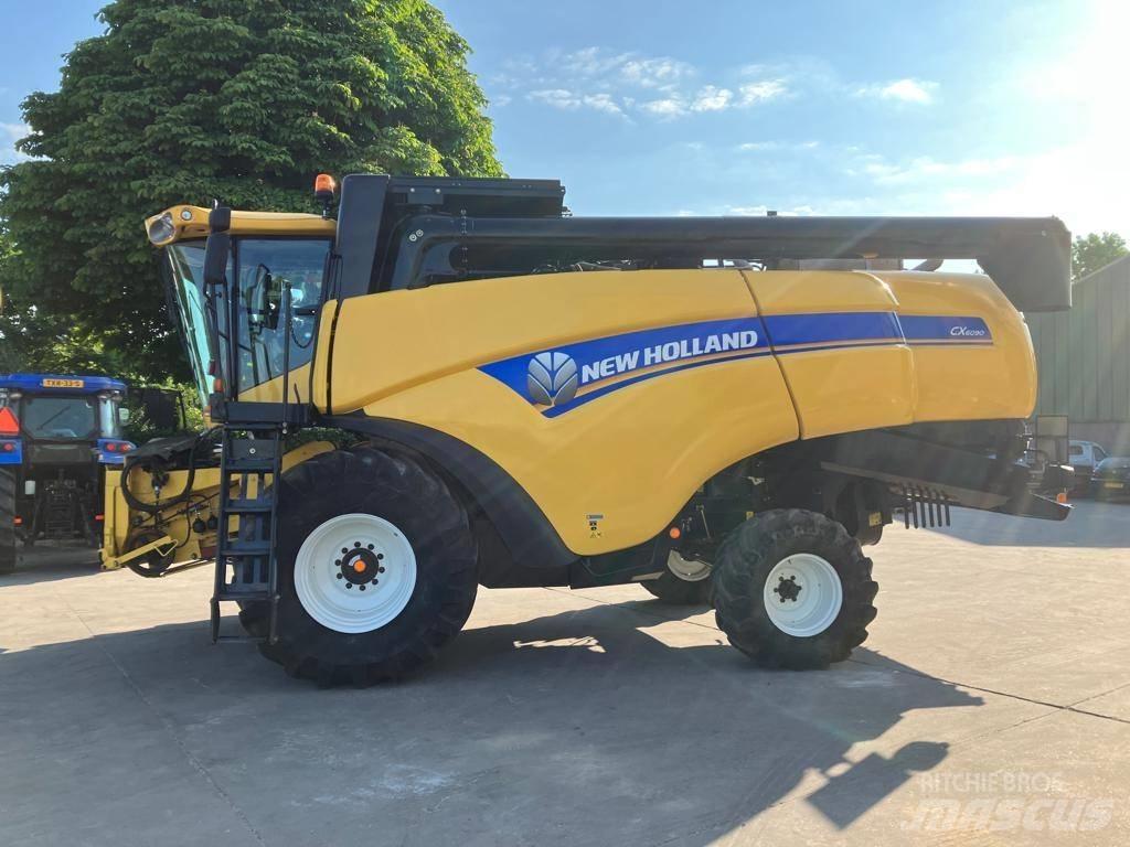 New Holland CX 6090 Moissonneuse batteuse