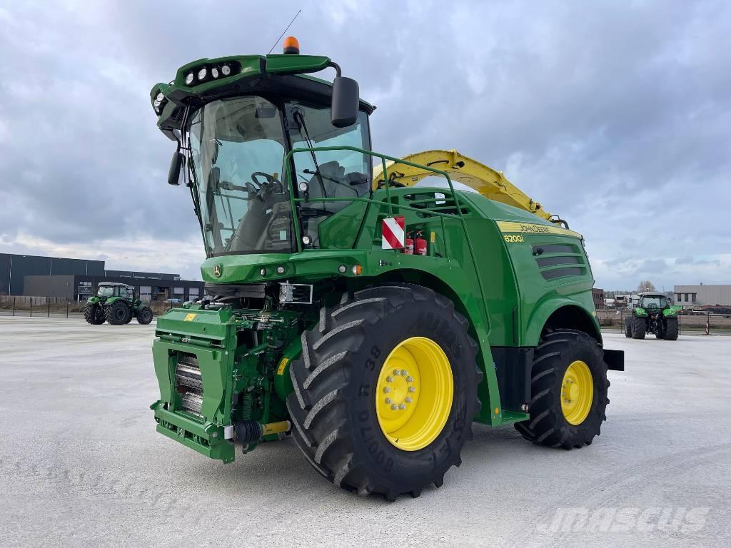 John Deere 8200 Moissonneuse batteuse