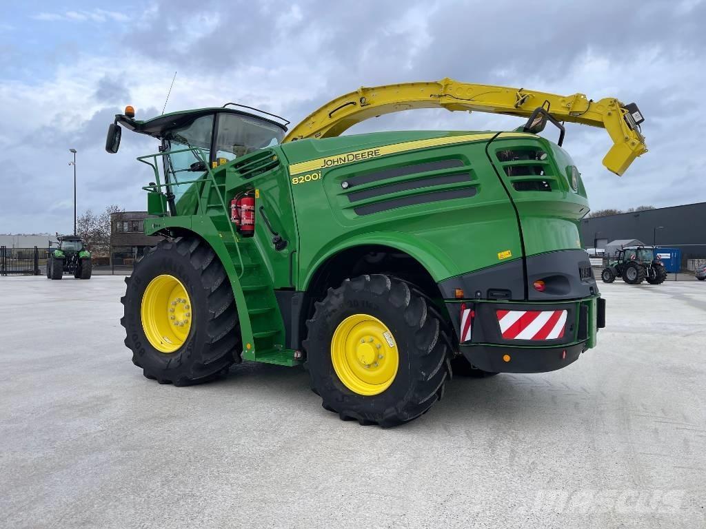 John Deere 8200 Moissonneuse batteuse