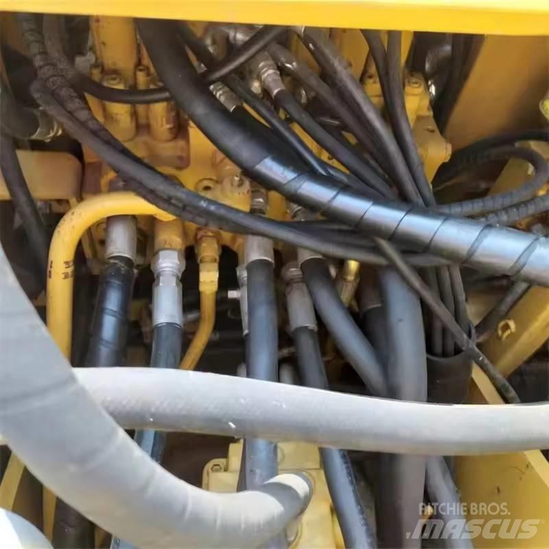 CAT 315 D Pelle sur chenilles
