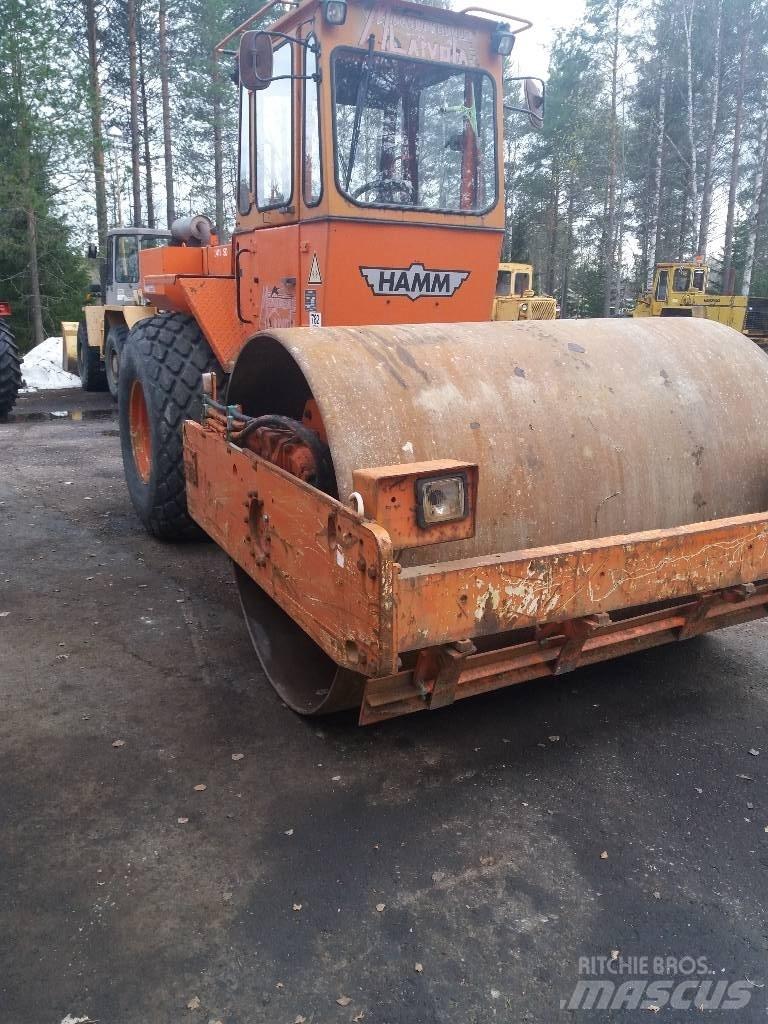 Hamm 2411 SD Rouleaux monocylindre