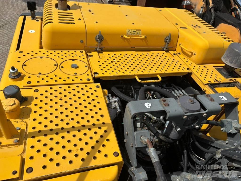 Volvo EC 290 B N LC Pelle sur chenilles