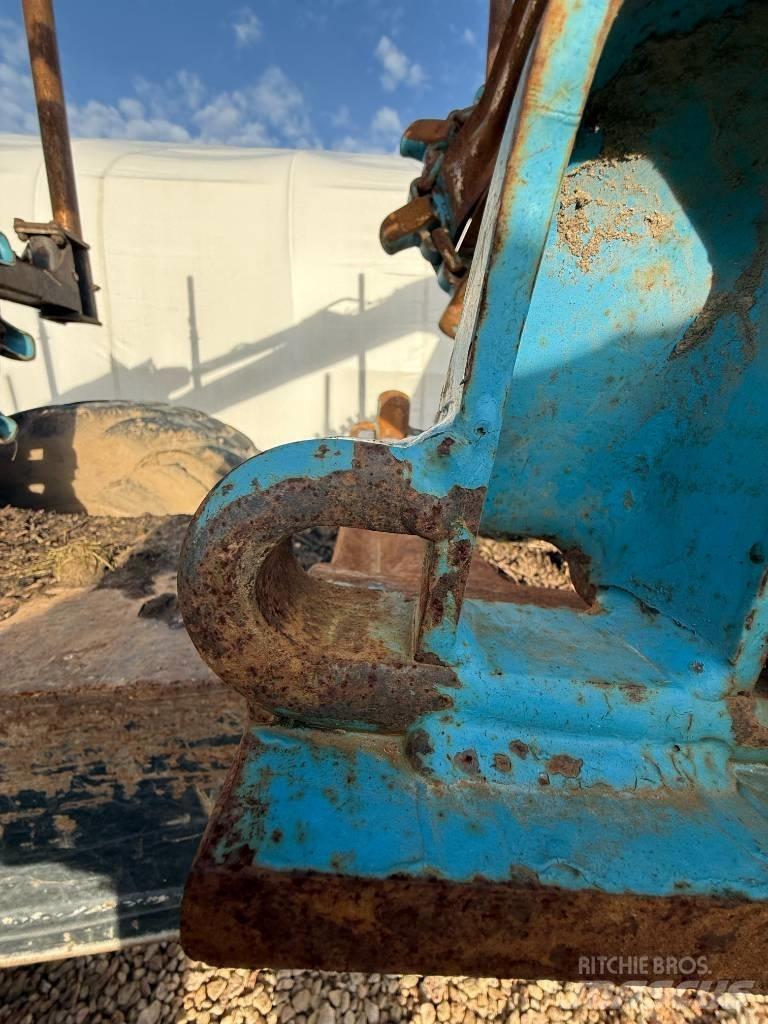Komatsu 865 Porteur